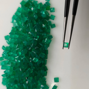 Ónix Verde Natural de 2.5MM, Corte Cuadrado Escalonado, Gema Suelta de la Mejor Calidad para Joyería - Product Image 4