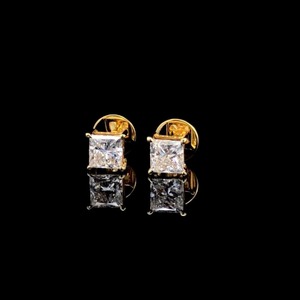 Pendientes de Diamantes Cultivados en Laboratorio con Corte Princesa de 0.50ct, Oro de 14K, Joyería Minimalista para Compromiso, Boda y Uso Diario, Regalo para Mujer - Product Image 4
