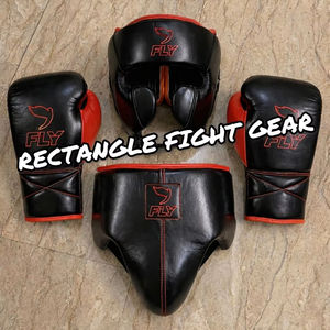 Kit de boxe personnalisé New Fly, comprenant des gants de boxe, un protège-tête, un protège-guêtres, en cuir véritable de haute qualité, ensemble de boxe personnalisé Fly - Product Image 1