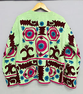 Chaqueta TNT Bordada a Mano con Diseño Floral |   Bomber Unisex con Cuello en V, Estilo Artesanal, Sin Tejido - Product Image 2