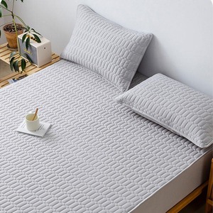 Anti-Slip Mattress Protector <b>Waterproof</b> Breathable Soft Cotton Luxury Eco-Friendly Hypoallergenic Mattress Protector - Product Image 4
