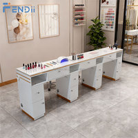 Table de technicien d'ongle de luxe moderne professionnel avec lumière LED réglable et stockage