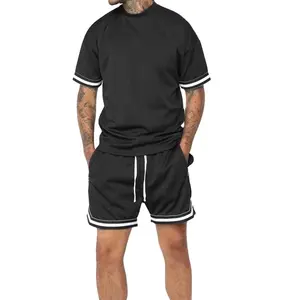 גברים שרירים חולצה ומכנסיים קצרים סטי אימון פיתוח גוף ספורט סטי קיץ ריצה ריצה אופנה אופנתי קצר סטים