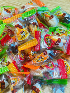 Chocolate de Doble Color con Forma de Champiñón de Calidad de Exportación, 240g |   Paletas de Dulces Novedosos en Blanco y Negro, Ofertas de Marca Personalizada - Product Image 1