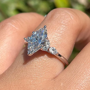 Anillo de plata 925 con corte marquesa, diamante moissanita solitario con claridad VS1, anillo de compromiso, joyería de boda para mujer - Product Image 3