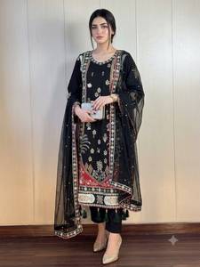 Traje Tradicional de Boda para Mujer, Conjunto de Pantalón y Blusa Larga hasta el Suelo con Bordado de Lentejuelas de Seda, Dupatta con Protección Solar - Product Image 2