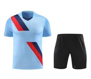 ชุดฟุตบอลผ้าโพลีเอสเตอร์แบบแห้งเร็ว ระบายอากาศได้ดี สั่งทำขายส่ง ชุดกีฬาฟุตบอลแขนสั้นสำหรับฝึกซ้อมฤดูร้อน - Product Image 1