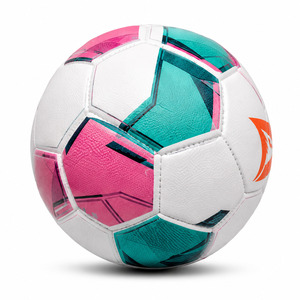 Ballon de football cousu à la machine 32 panneaux OEM en PU de qualité supérieure pour matchs d'équipe, équipement sportif personnalisé pour clubs, fournisseur - Product Image 4