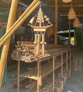 Campanas de Viento Decorativas Hechas a Mano con Diseño Art Deco, de Bambú y Cáscara de Coco Natural, Adornos Colgantes para Jardín y Patio, Bola Decorativa de 35 cm - Product Image 2