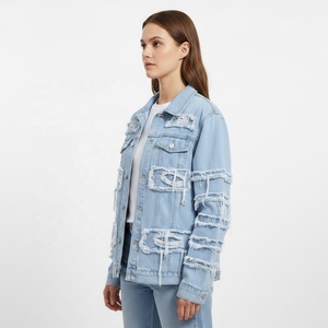 Chaqueta Vaquera para Mujer con Botones y Logotipo Personalizado, Estilo Vintage, Desgastada, Rota, Deshilachada, Transpirable y Ecológica, para Otoño - Product Image 3