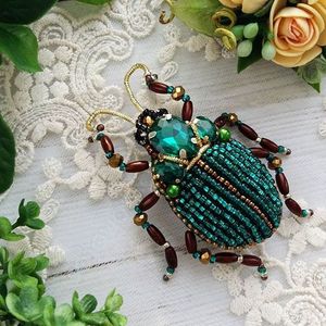 Broche florale perlée brodée artisanale MD HANDICRAFTS pour mariage/fiançailles - Qualité supérieure pour vestes, foulards, sacs à main - Product Image 6