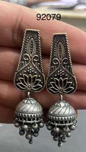 Pendientes de piedras preciosas Rojas naturales Joyería India al por mayor Hermoso diseño Plata de Ley 925 Pendiente colgante chapado en oro oxidado - Product Image 2