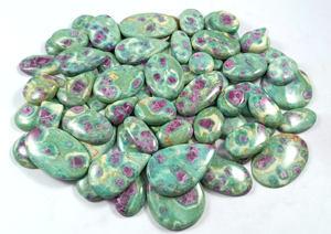 Rubis naturel Fuchsite Cabochon Pierres précieuses en vrac Guérison Rubis Fuchsite De l'Inde Lot de pierres précieuses en gros - Product Image 2