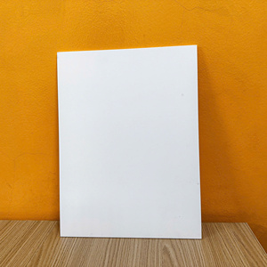 Lámina de Espuma Blanca de 10 mm de Espesor, Lámina de Espuma de PVC WPC, Densidad de 0.6 G/cm, Resistente al Fuego, Antienvejecimiento, 2440x1220 mm, Procesamiento Industrial CNC - Product Image 1