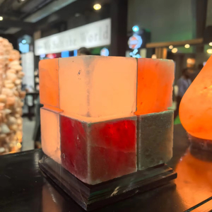 Lámpara de Sal Rosa del Himalaya Hecha a Mano Original de Musa Enterprises, Cristal Natural Decorativo, Luz Portátil Purificadora de Aire, Relajante - Product Image 3