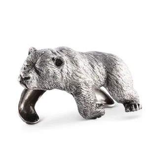 Anneau de serviette en aluminium en forme d'ours argenté, style américain, design original, accessoire de décoration de table pour fête - Product Image 4