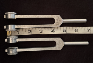 Ensemble de diapasons en aluminium, lot de 2, les deux sont de type 256 C - Product Image 6