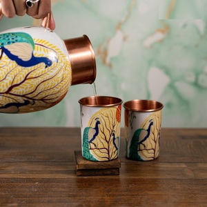Jarra de agua de cobre con estampado de pavo real en color amarillo para almacenamiento de agua. Compre directamente del proveedor a precio de fábrica. - Product Image 3