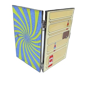 Artisanat métallique en émail doux personnalisé avec finition nickel noir, or, argent, cuivre et paillettes - Product Image 1