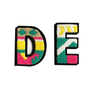 Parche bordado de nube arcoíris termoadhesivo para sombreros, bolsos, chaquetas, gorras, ropa de moda infantil DIY - Product Image 1
