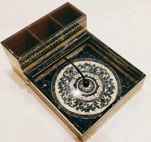 Organizador de utensilios de mesa multifuncional de metal hecho a mano, con soporte para cubiertos y caja de pañuelos, rectangular, impreso en MDF, con acabado de pintura. - Product Image 3
