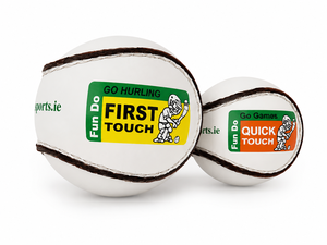 ลูกฮัลลิ่งแบบมืออาชีพ First Touch Sliotar พิมพ์ลายตามสั่ง ผู้ผลิต OEM ODM Janoon Sports JHB-7659 เส้นผ่านศูนย์กลาง 69-72 มม. - Product Image 1