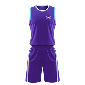 Uniforme de Baloncesto Profesional Hecho de Tela de Poliéster Ligera Diseñado para Entrenamientos y Partidos Oficiales - Product Image 1