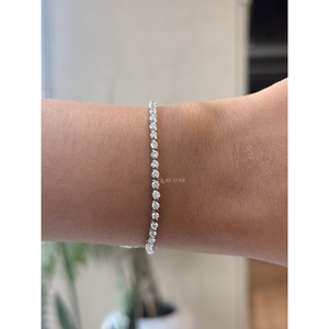 Bracelet de luxe pour femme en or 14 carats avec diamants de laboratoire 2,30 carats, serti clos, style tennis classique et minimaliste, cadeau de fiançailles et d'anniversaire - Product Image 1