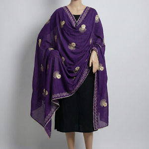 Voile polyester élégant style sénégalais pour hijab |   Châle de mariage en mousseline africaine de luxe avec broderie florale et strass pour l'été - Product Image 3