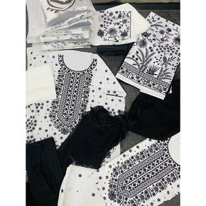 Chemise et dupatta en soie brute non cousue, imprimée et brodée à motifs floraux - Style anglais, coupe ample, taille naturelle - Product Image 3