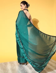 Sari KV para Mujer en Georgette Verde Azulado con Cinturón Adornado y Blusa sin Coser - Product Image 3