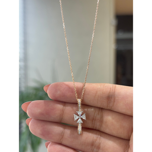 Collier pendentif croix en or avec diamant de laboratoire taille triangle 0,55 ct de qualité supérieure, bijoux fins modernes, cadeau élégant pour femme - Product Image 2