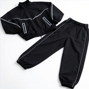 Survêtement unisexe noir en polyester, deux pièces, fermeture éclair, coupe ample, vêtements de sport d'automne avec poches latérales - Product Image 4