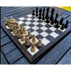 Juego de Ajedrez de Madera Maciza Premium Hecho a Mano, Diseño Geométrico Cónico Único, Tablero de Ajedrez Profesional de Nogal, Juego de Regalo Corporativo - Product Image 5