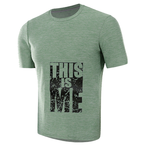 เสื้อยืดคอกลมแขนสั้นผ้าฝ้ายระบายอากาศได้ดี น้ำหนัก 220 กรัม สำหรับผู้ชาย ขายส่ง ปรับแต่งโลโก้ได้ สีพื้น ไซส์ใหญ่ ขายดี - Product Image 2