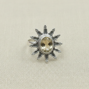 แหวนซันเบิร์สต์ซิทรินธรรมชาติ เงินแท้ 925 แหวนทำมือสไตล์โบโฮ แหวนวินเทจ เครื่องประดับผู้หญิง ของขวัญคริสต์มาสสำหรับเธอ - Product Image 4