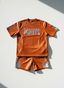 Ensemble de survêtements unisexes légers et coupe-vent en coton 100 % écologique de haute qualité pour l'été, avec impression de logo personnalisé, t-shirt et short - Product Image 2