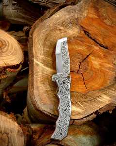 Couteau utilitaire pliant en acier inoxydable à pointe tombante, manche en bois, bord droit, ouverture par bouton de pouce, épaisseur 0,5 mm, 6,7 pouces de longueur totale - Product Image 5