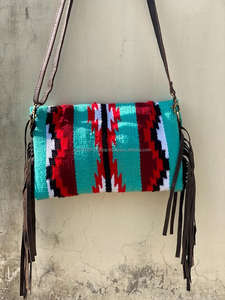 Nouveau Western élégant véritable cuir aztèque usiné Multi couleur frange sac à bandoulière vente chaude nouveauté usiné selle couverture sac à main - Product Image 4