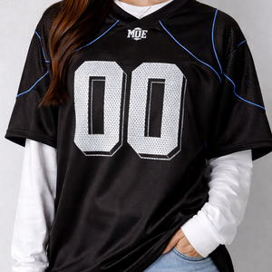 Maillot de football américain de luxe personnalisé en maille noire pour femme, style streetwear, avec passepoil réfléchissant, en polyester, col en V, fabrication OEM en gros, USA - Product Image 2