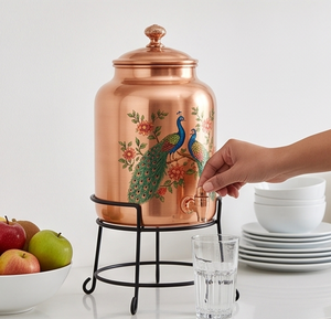 Fontaine à eau en cuivre avec design paon, distributeur artisanal et ensemble de tasses assorties pour la maison et la cuisine - Product Image 4