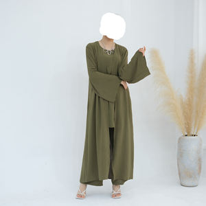 ชุดอาบายะห์แบบใหม่ขายส่ง ผ้าโพลีเอสเตอร์ยับย่น สไตล์ดูไบ ตุรกี สำหรับชาวมุสลิม ชุดสุภาพสตรี 3 ชิ้น ชุดเดรสอาบายะห์ - Product Image 1