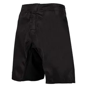 Venta al por mayor de alta calidad de algodón de color sólido transpirable bragas sueltas de los hombres de boxeo corto elástico de gran tamaño pantalones cortos de los hombres - Product Image 1