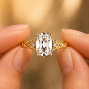 Bague de Fiançailles Vintage Art Déco en Or Jaune 14K avec Diamant de Coupe Coussin Ancienne Mine VS1 de 2,01 carats, Cultivé en Laboratoire, Idéale pour Cadeau de Mariage - Product Image 1