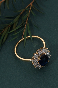Bague de fiançailles de luxe en or jaune 18 carats plaqué or, diamant de laboratoire ovale de 2,5 carats, certifié IGI, style romantique, bijoux de mariage - Product Image 2