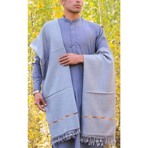Châle élégant et confortable pour hommes, tissu doux et chaud, enveloppe élégante pour l'hiver, vêtements classiques traditionnels pour hommes - Product Image 1