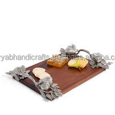 Bandeja Rectangular de Madera para Servir Alimentos, Bandeja de Madera Maciza de Nogal Negro de la India - Product Image 4
