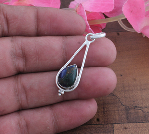 Pendentif ovale en onyx noir fait main SHREE JAIPUR SILVER, en argent sterling 925, serti clos, style bohème vintage, pierre fantaisie en forme de goutte d'eau, 18 - Product Image 1
