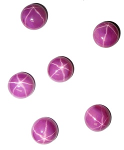 Rubis étoilé rond 11x11 mm 6,5 carats, cabochon poli créé en laboratoire avec effet étoile à 6 branches pour la fabrication de bijoux - Product Image 4