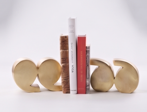 Soporte para Libros de Metal Pesado con Símbolo Tipográfico Único, Decoración de Mesa con Textura Fundida, Suministros para Pedidos al por Mayor - Product Image 1